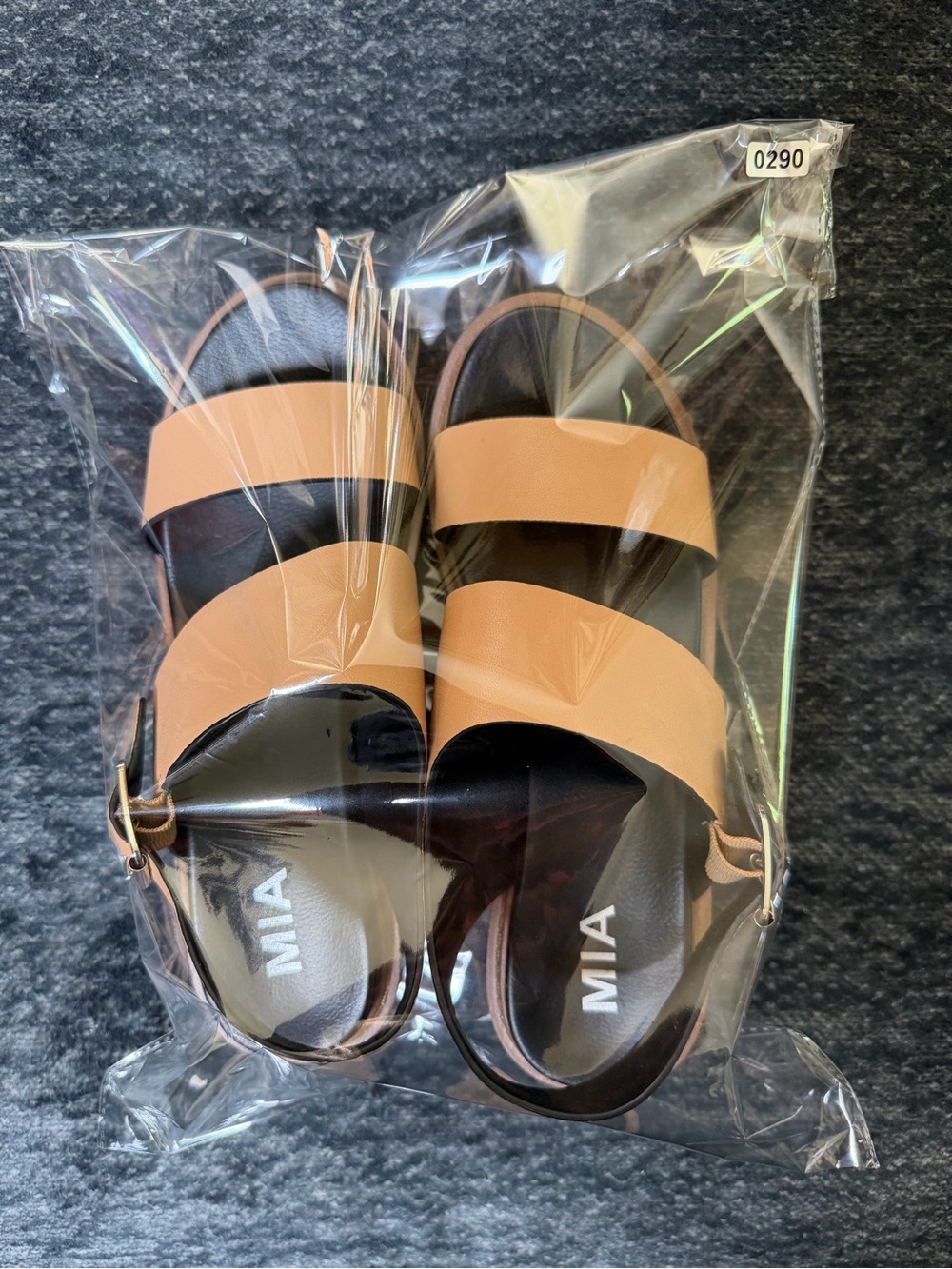 MIA SHESKA Platform Block Heel Sandals Tan Size 9 Like New - Picture 8 of 8